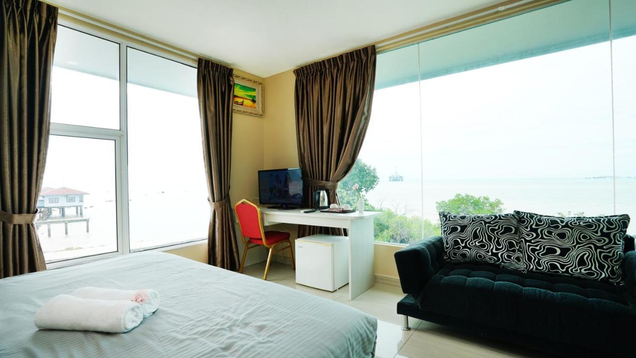 J.G. Resort Pengerang Esterno foto