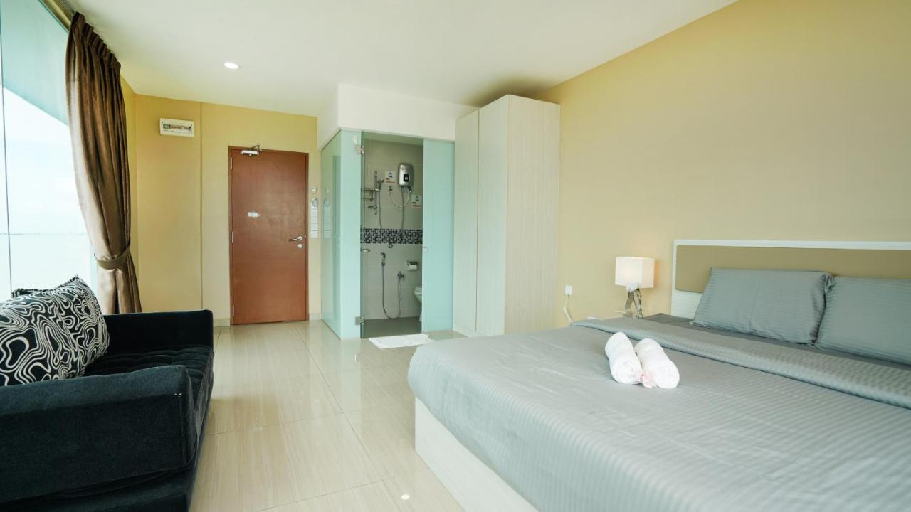 J.G. Resort Pengerang Esterno foto